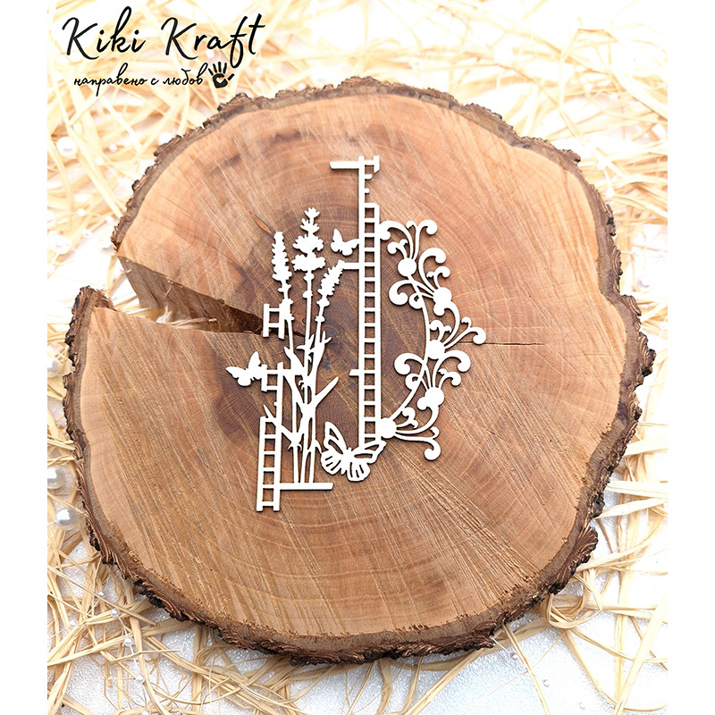 Фон с флорални орнаменти и катерещи растения от бирен картон – 2007